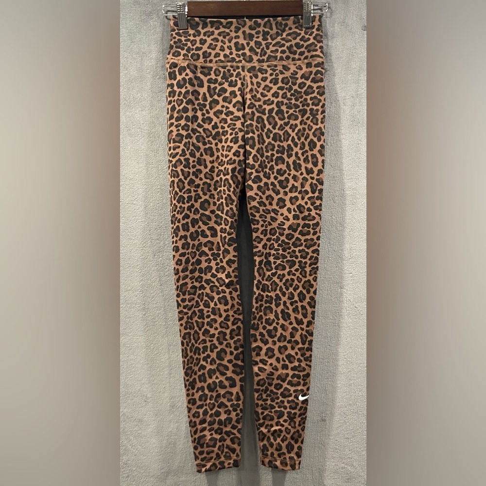 Nike Dri-FIT One Mid-Rise Long Tight Leopard Print Leggings Women’s XS NWT